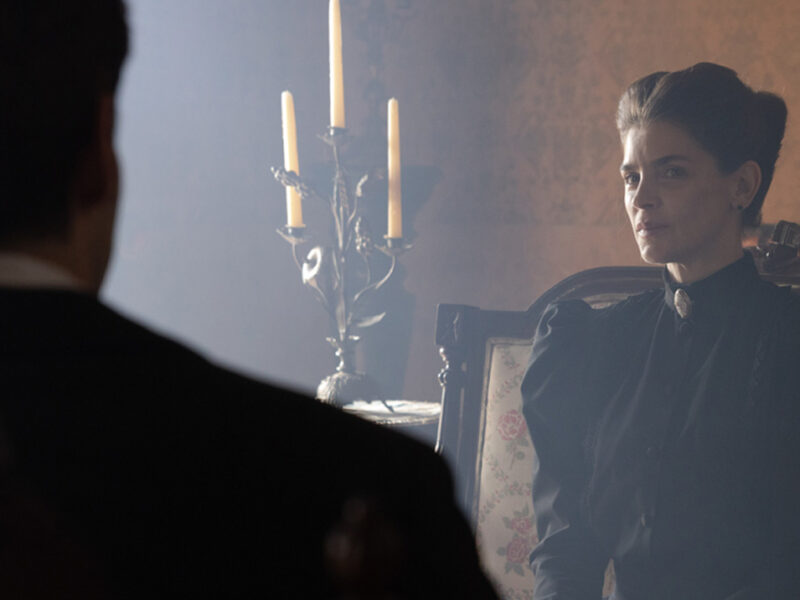 Max Renews Water for Chocolate